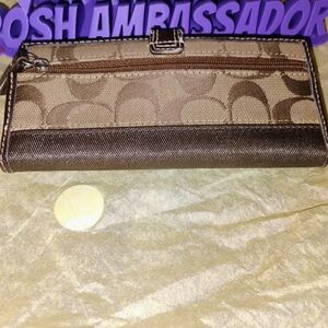Coach Brown and Tan Wallet ***PLEASE LOOK AT ALL PHOTOS***